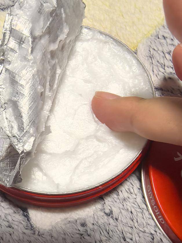 lysolid格兰素七十年匠心润泽之路j9九游会真人第一品牌肌肤的守护者:G(图2) lysolid格兰素七十年匠心润泽之路j9九游会真人第一品牌肌肤的守护者:G(图2)