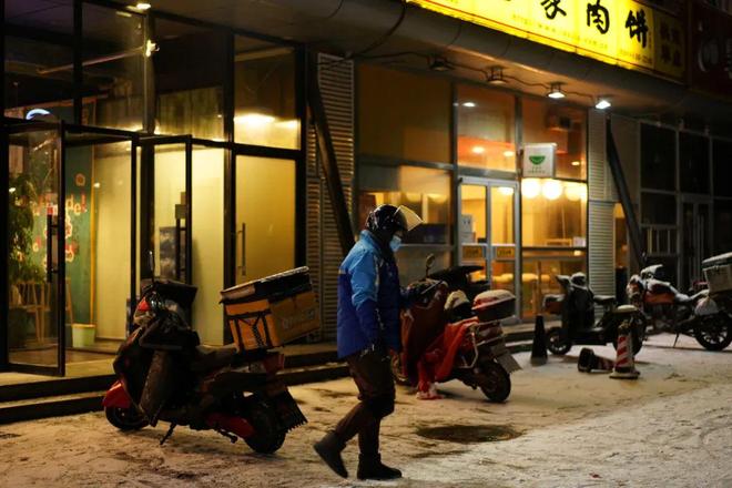 级的县城婆罗门：年消百万黑钻五星j9九游