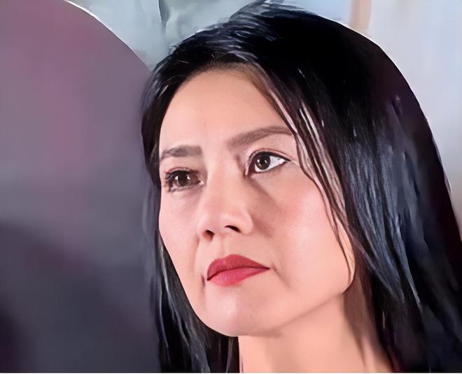 脸黑嘴大高圆圆露牙花王源疤痕遮不住j9九游会登录无滤镜大变样!赵露思(图11) 脸黑嘴大高圆圆露牙花王源疤痕遮不住j9九游会登录无滤镜大变样!赵露思(图11)