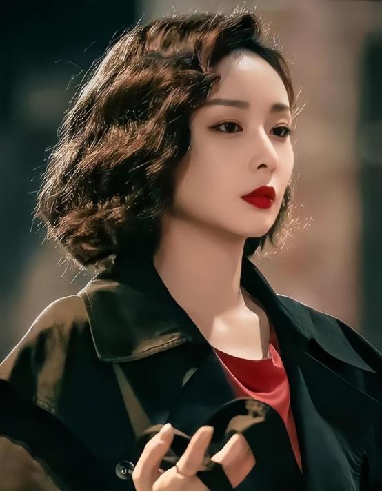 脸黑嘴大高圆圆露牙花王源疤痕遮不住j9九游会登录无滤镜大变样！赵露思(图7)